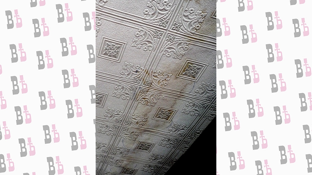 Подтёки на потолке в кв.20.JPG