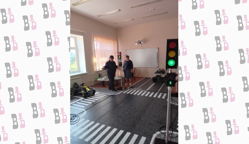 Автогородок в Теребенской школе учит ребят безопасности на дорогах