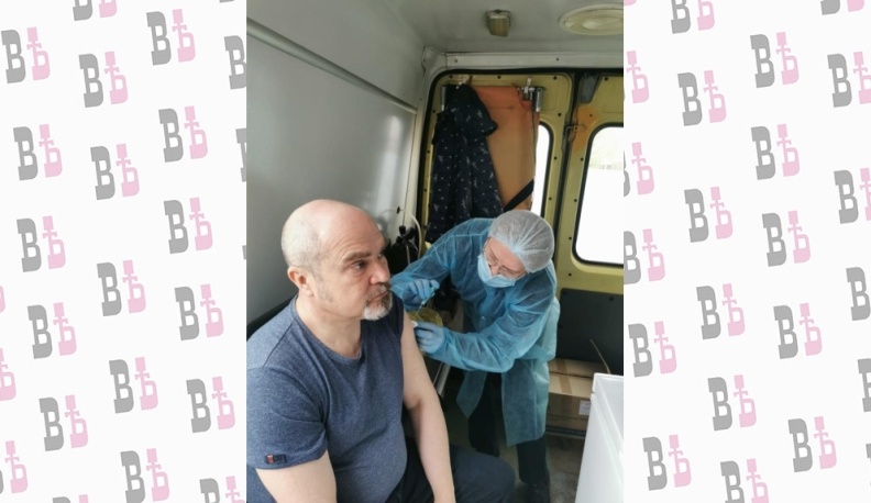 Вячеслав Лежнин привился первым компонентом вакцины от коронавируса