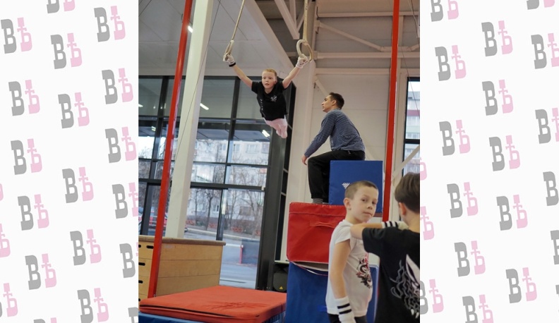 Брусья и кольца  колыбели  космонавтики