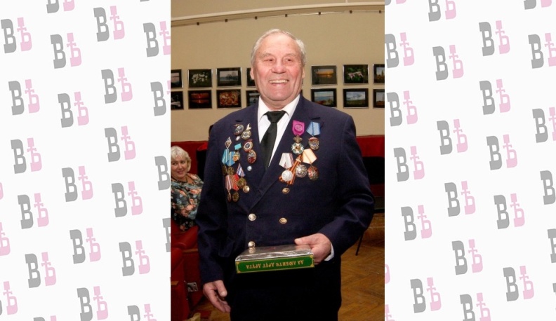 На крыльях мужества