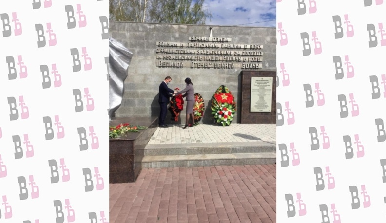  К мемориалу Вечный Огонь в Боровске возложили венки и цветы