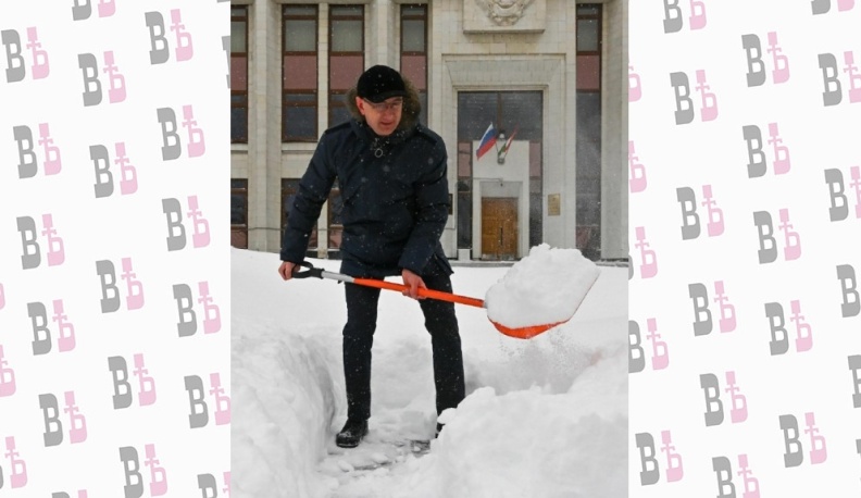 Губернатор присоединился к челленджу калужского градоначальника и расчистил дорогу к областной администрации