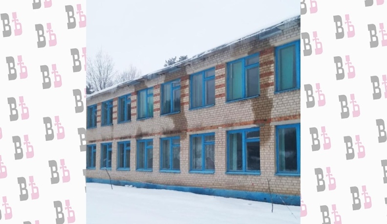 У школьного образования крыша потекла