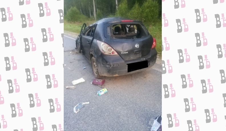 В Барятинском районе перевернулся «Ниссан Тиида»