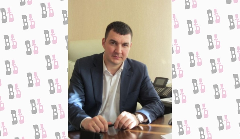 Борис Мовтян поздравил учащихся Калуги с днем студента