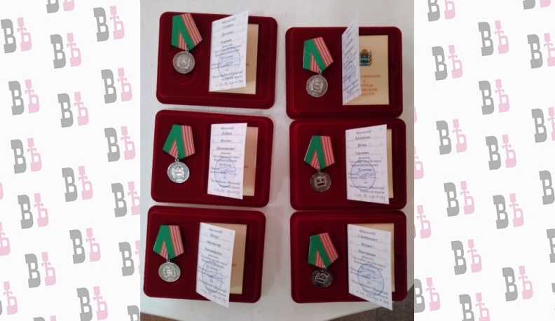 Владислав Шапша наградил калужских паралимпийцев медалями