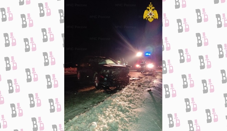 В Дзержинском районе столкнулись два автомобиля