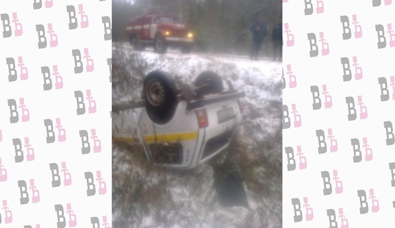 Внедорожник улетел в кювет под Малоярославцем