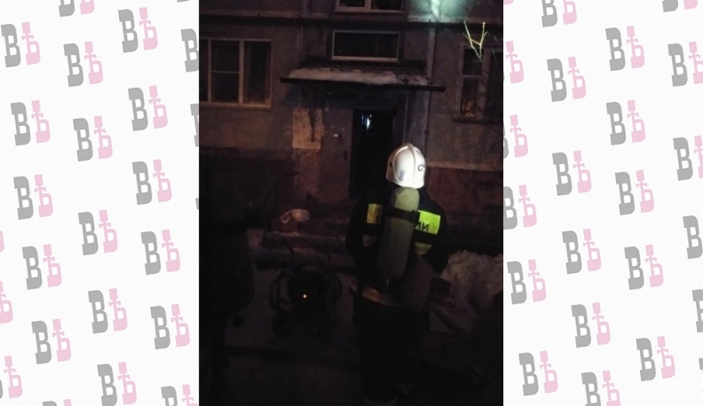 Вечером загорелась квартира в одном из домов Калуги