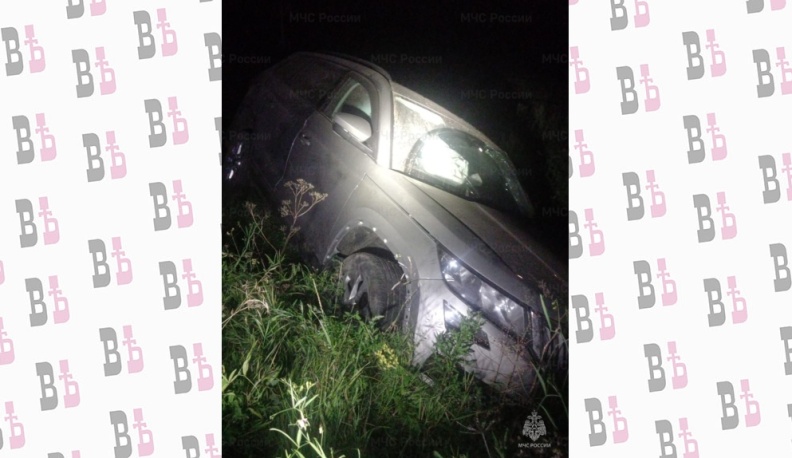 В Калужской области автомобиль «Шкода» вылетел в кювет