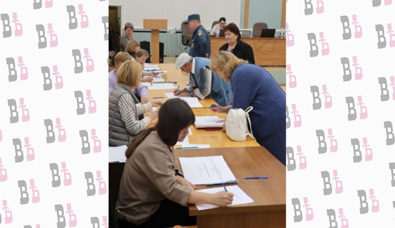 В Юхнове проходит конкурс рисунков на тему выборов