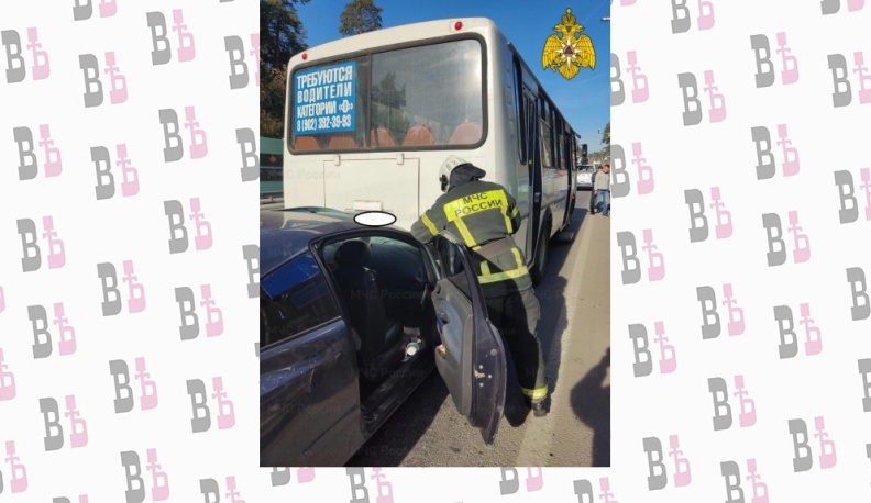 Две 88-летние женщины пострадали в массовом ДТП в Калуге