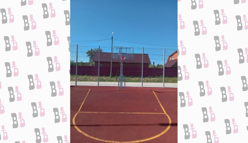 В Сосенском по просьбе в соцсетях отремонтировали баскетбольные кольца на новой спортплощадке