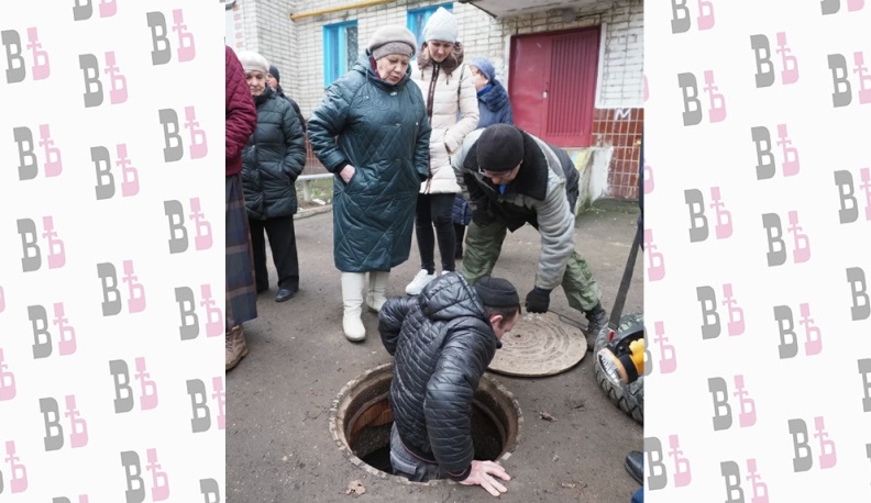 Проверка канализационного колодца в д. 3 по ул. Туркестанской