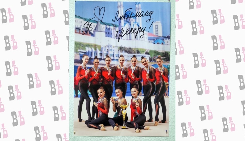 Команда «Экспрессия» - победитель Кубка России в Казани  (2024 г.).  Полина Костюченко стоит третья справа.