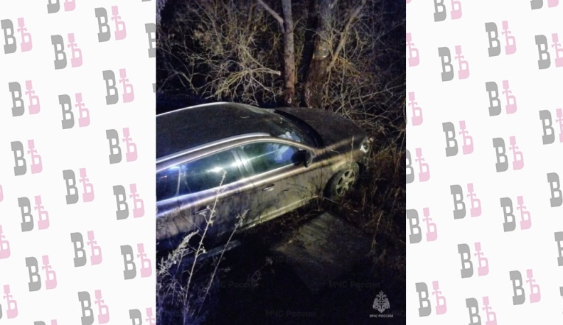 В Боровском районе «Вольво» вылетел в кювет