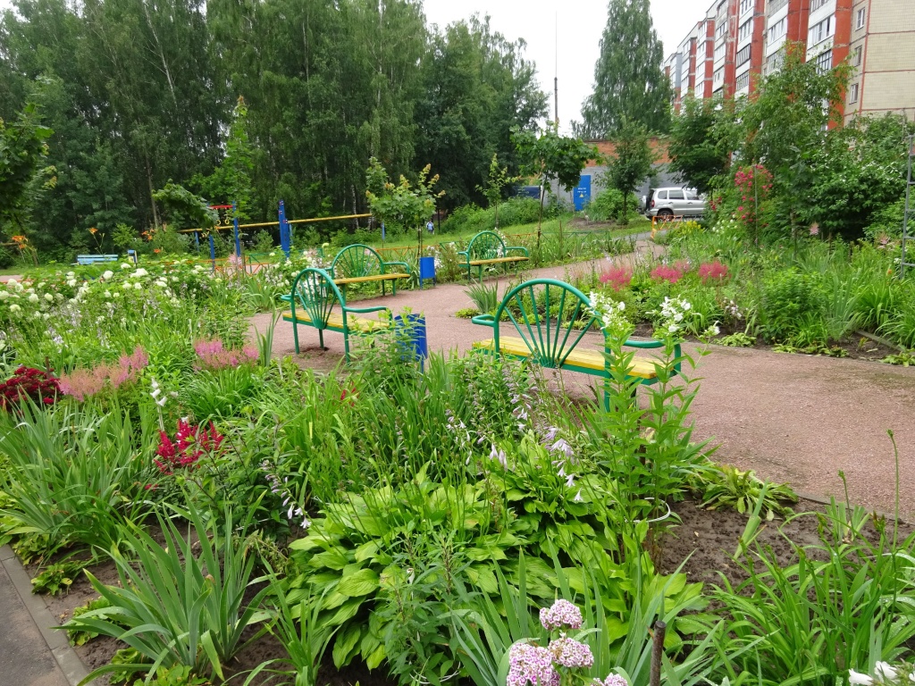 бульвар энтузиастов 8.jpg