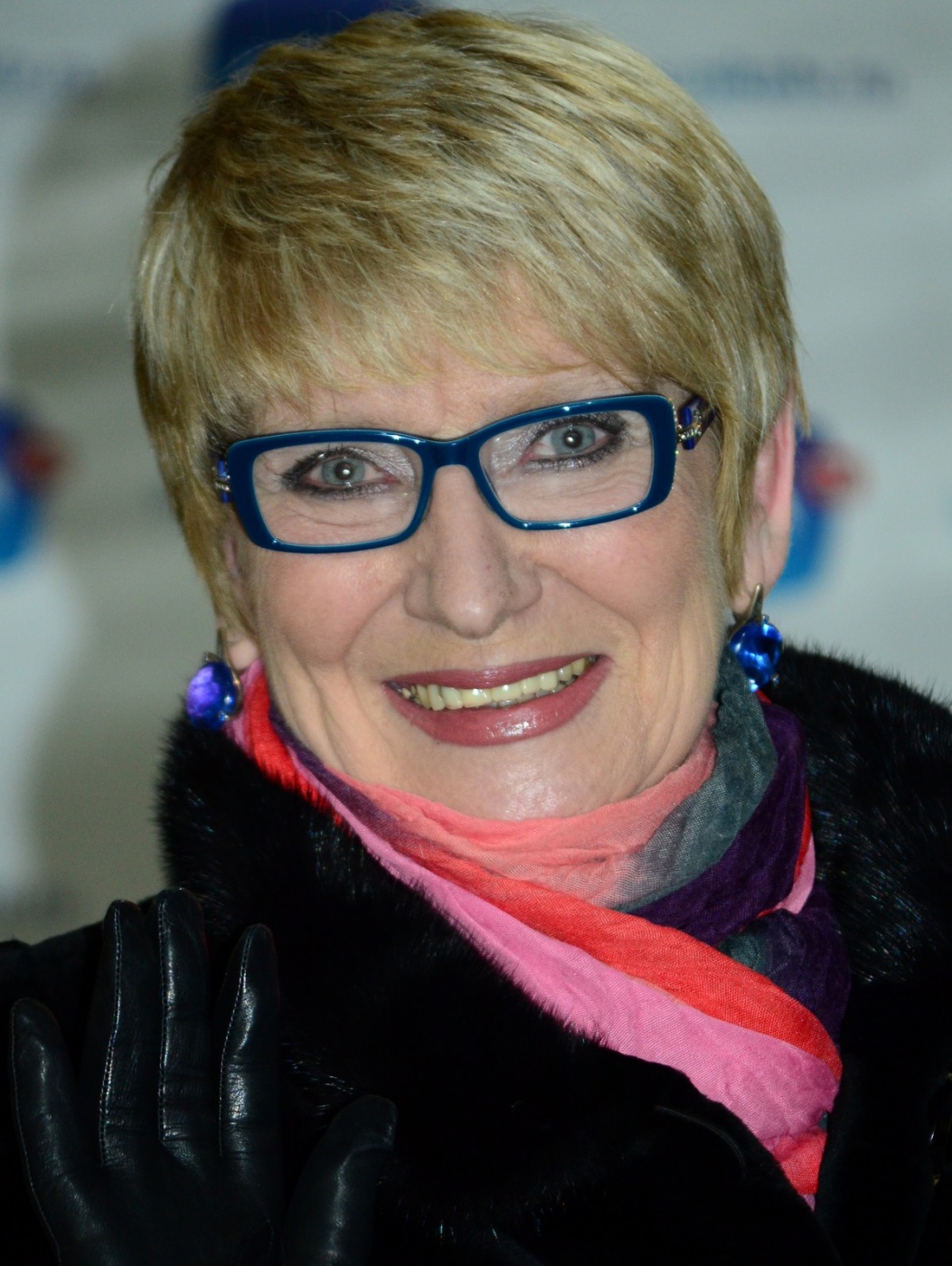 Nika1__5_.jpg Nika1__5_.jpg