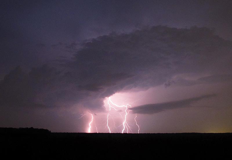 Молния 2.jpg Молния 2.jpg