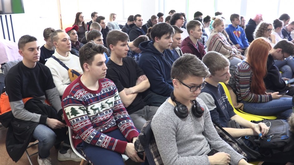 Yh5eXYZhOM.jpg Yh5eXYZhOM.jpg