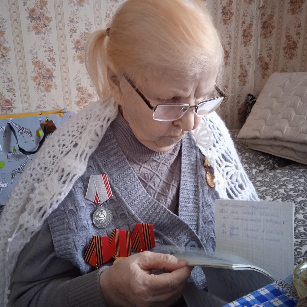 Блокадница Валентина Кучеренко написал стихи о том страшнов времени.jpg