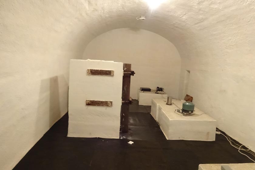 сейсмоприборы в шахте.jpg