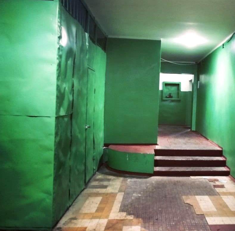 Обнинск, подъезд в общежитии.jpg