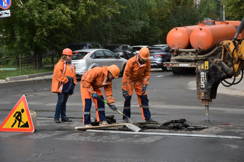 zhitelyam_neskolkih_ulic_kalugi_pitevaya_voda_transportiruetsya_po_novym_vodovodam-1890843.jpg zhitelyam_neskolkih_ulic_kalugi_pitevaya_voda_transportiruetsya_po_novym_vodovodam-1890843.jpg