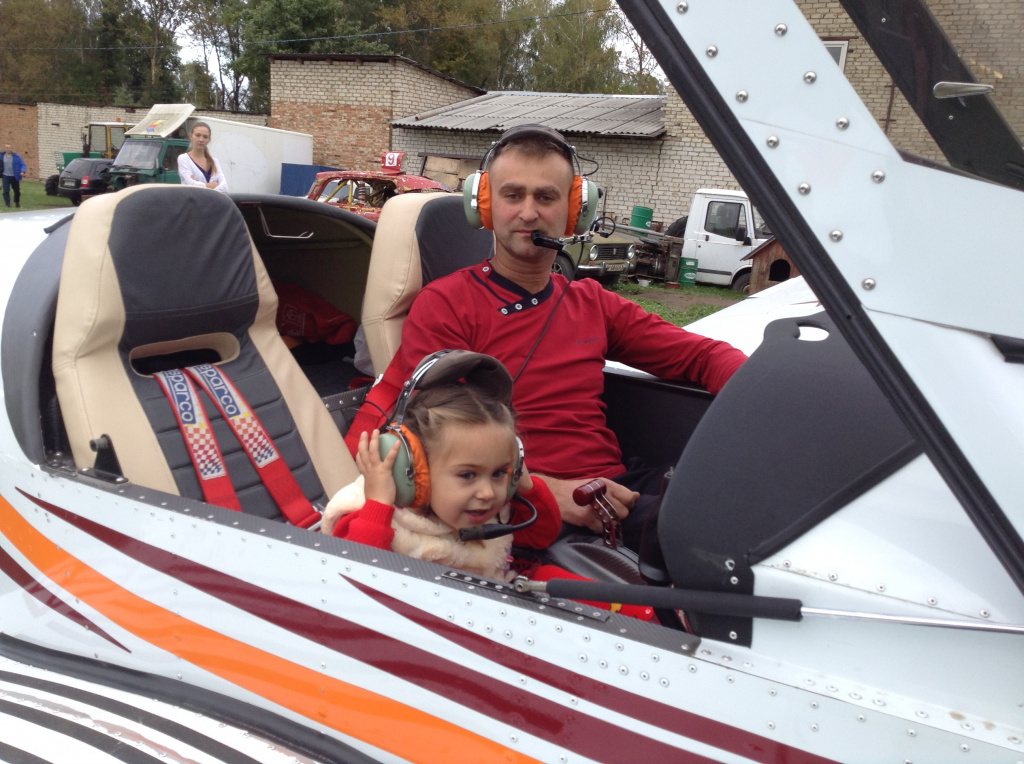 с дочкой Дашей.JPG