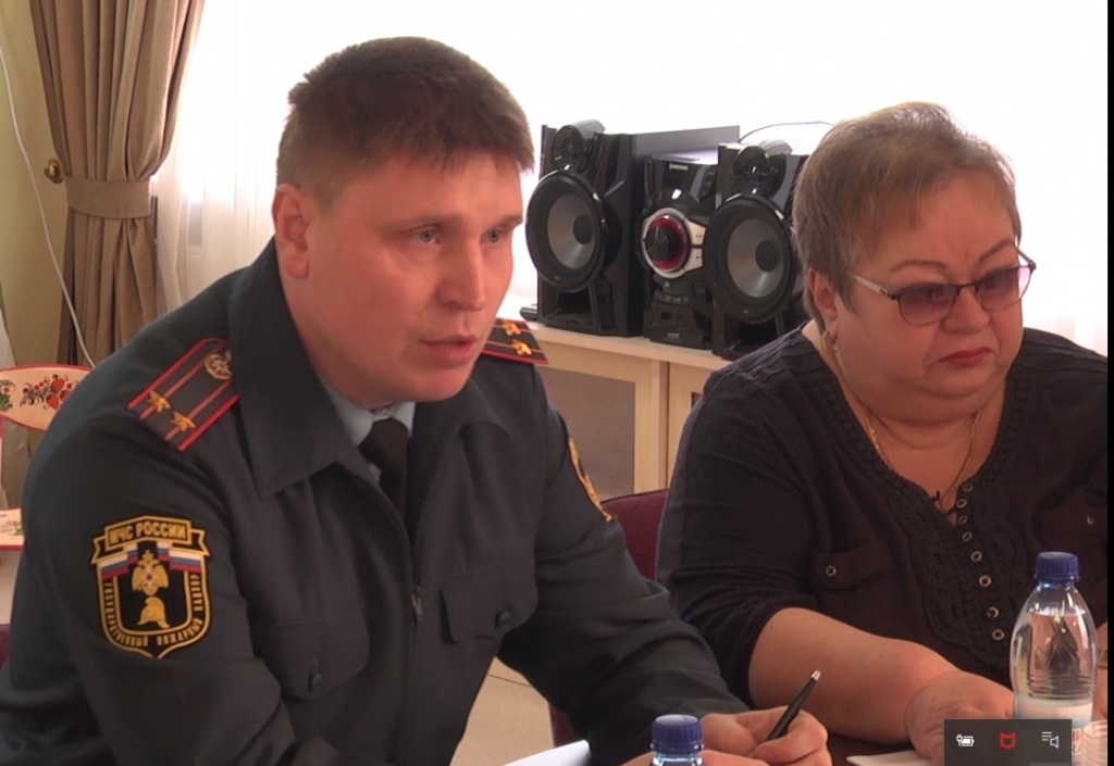 7 Александр Ларионов - МЧС, Людмила Силаева - роно+.jpg