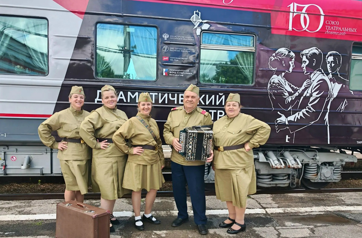 Корекозевские артисты.jpg