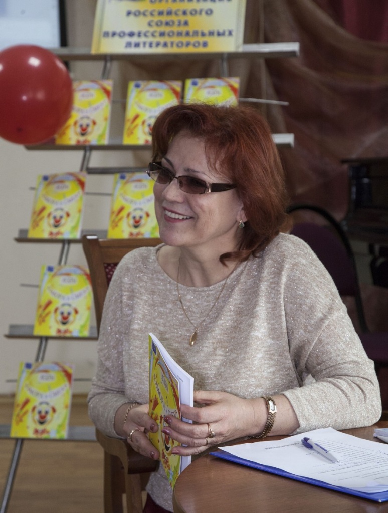 2_Светлана Сидорова, организатор праздника, гл. редактор.jpg