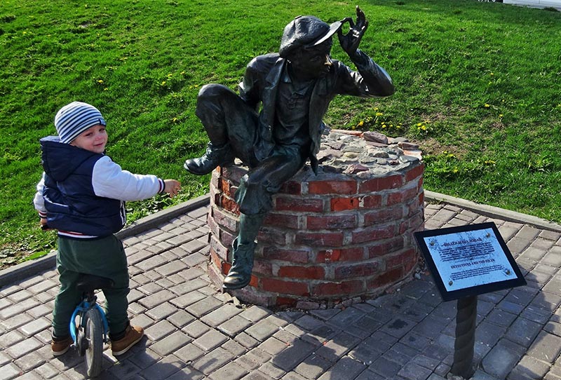 Михаил Кожевников.jpg Михаил Кожевников.jpg