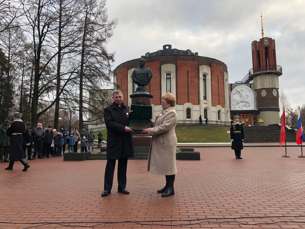 присвоение звания.jpg