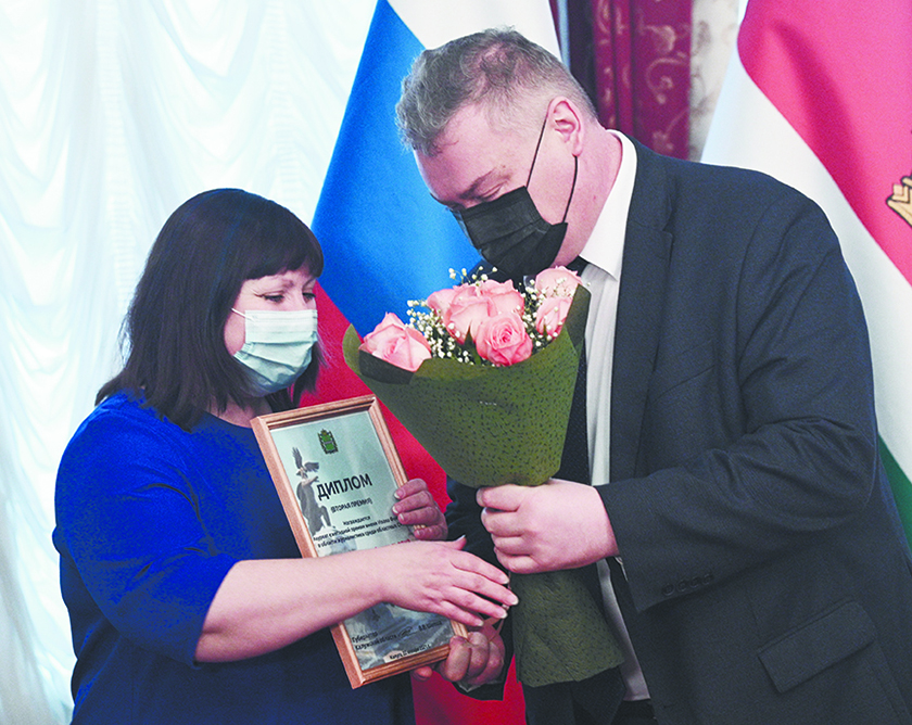 Петрова-1.jpg Петрова-1.jpg