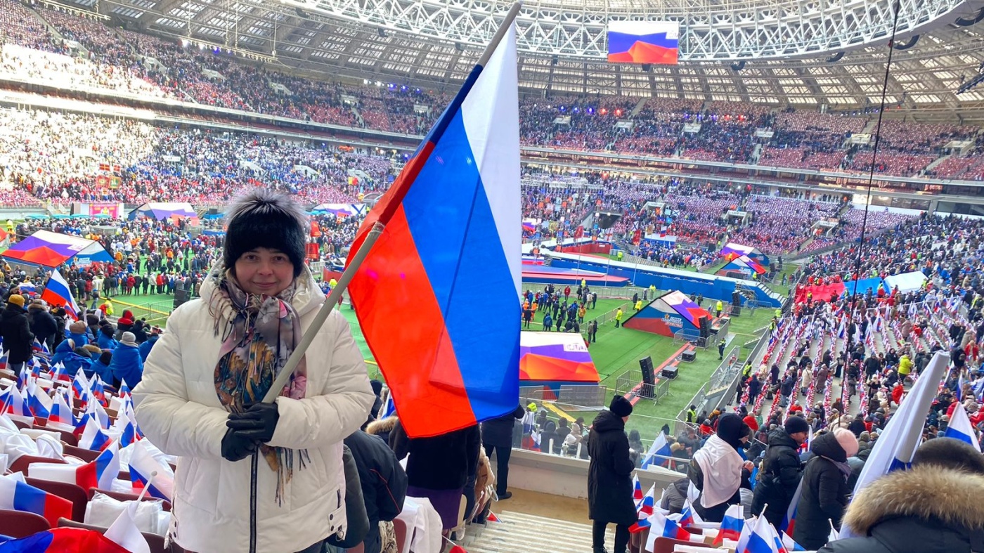 Н. Ефремова на митинге в Лужниках.jpg