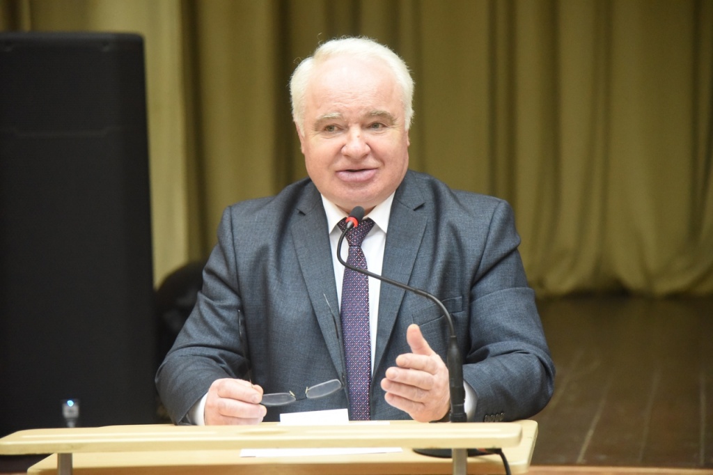 Владимир Леонов.jpg