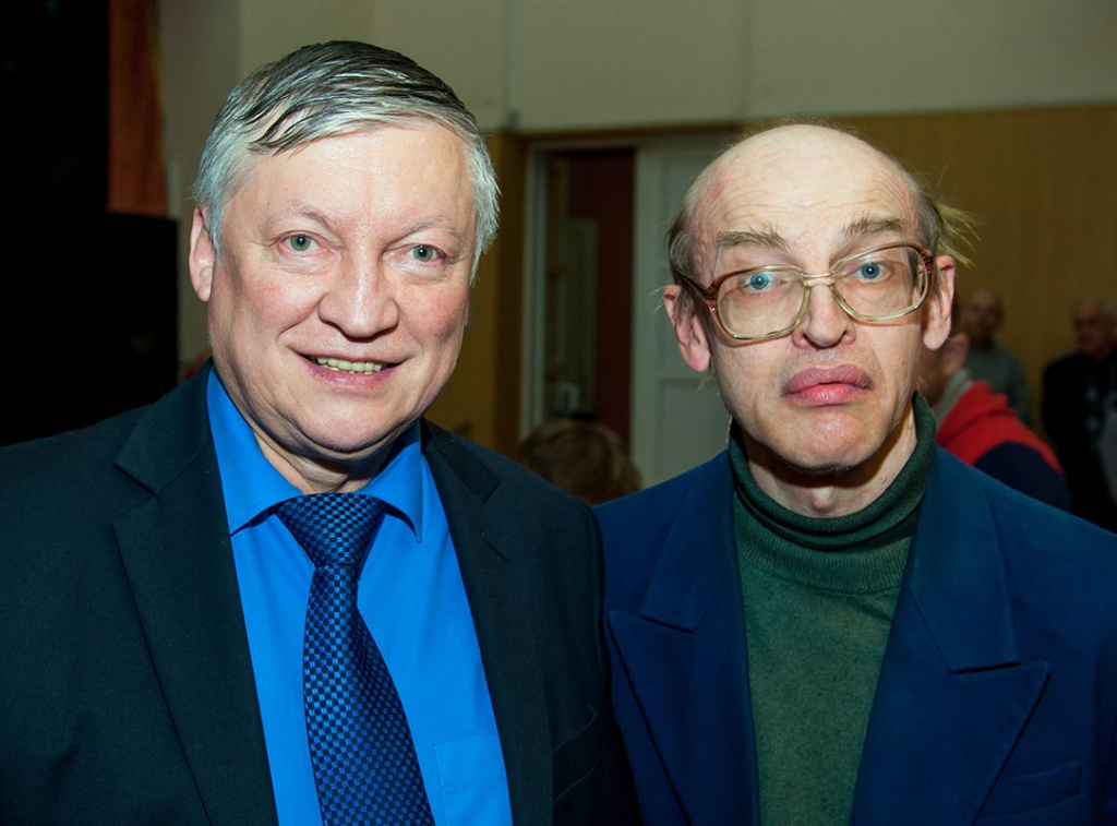 с экс-чемпионом мира по шахматам Анатолием Карповым. 14.01.2017 г. Фото Юрия Горяного_1.jpg