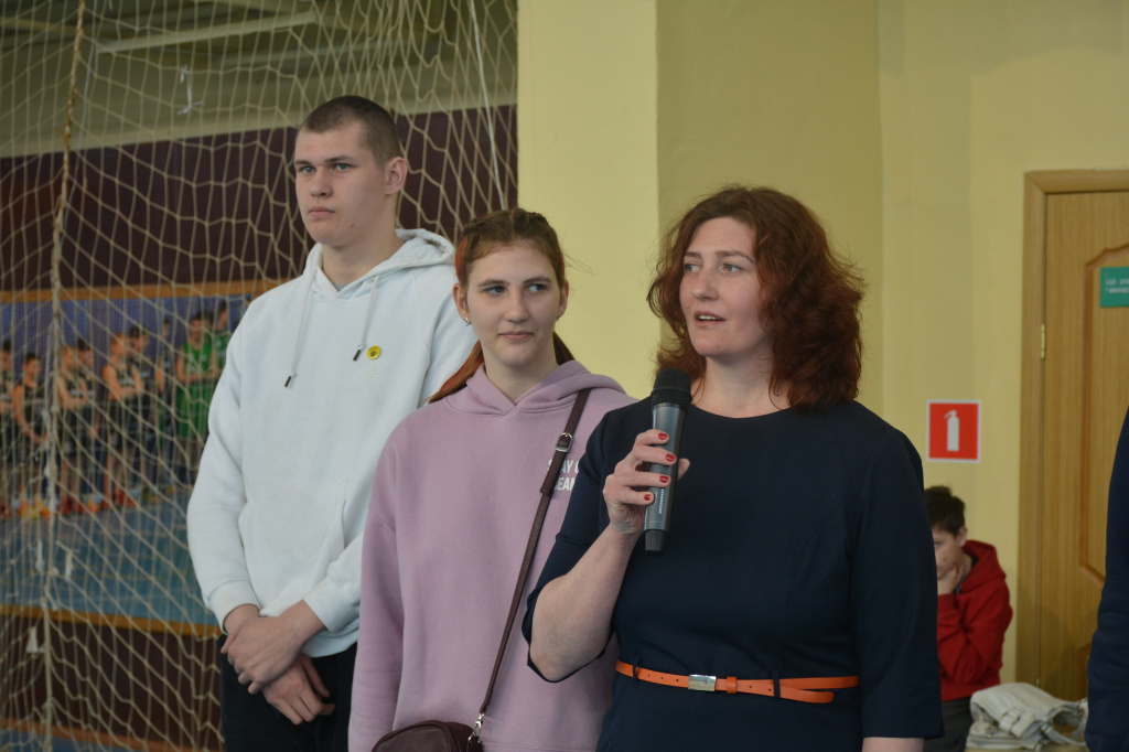 Супруга и дети Виктора Мишина.JPG