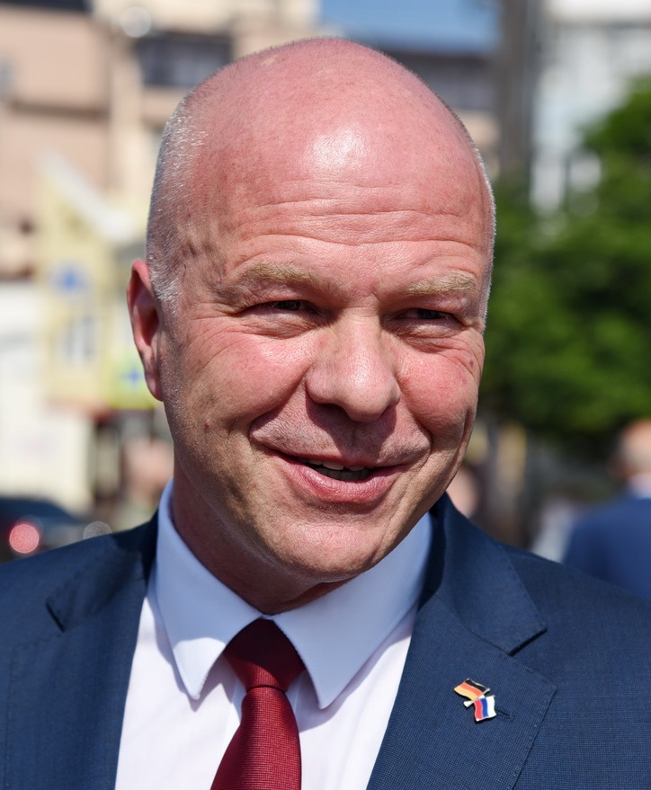 Депутаты бундестага возложили гвоздики к Вечному огню в Калуге.JPG