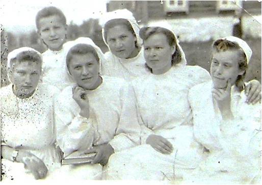 коллектив медсестер..jpg