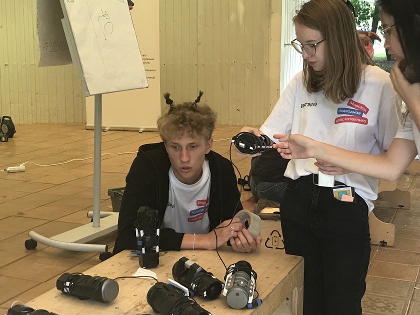 4Подводная робототехника.jpg