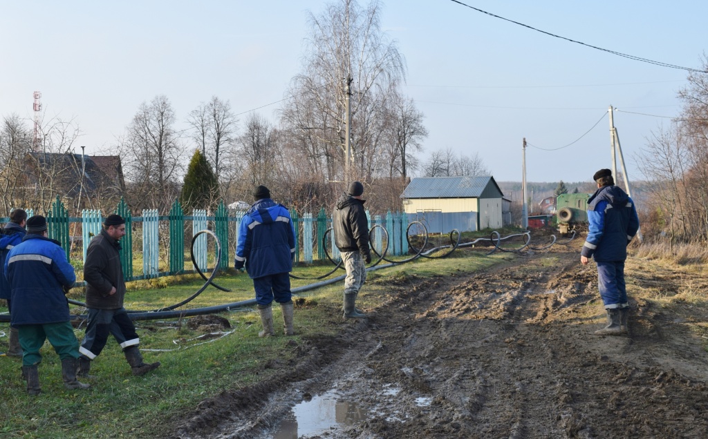 Работы идут в деревне Селиверстово.JPG