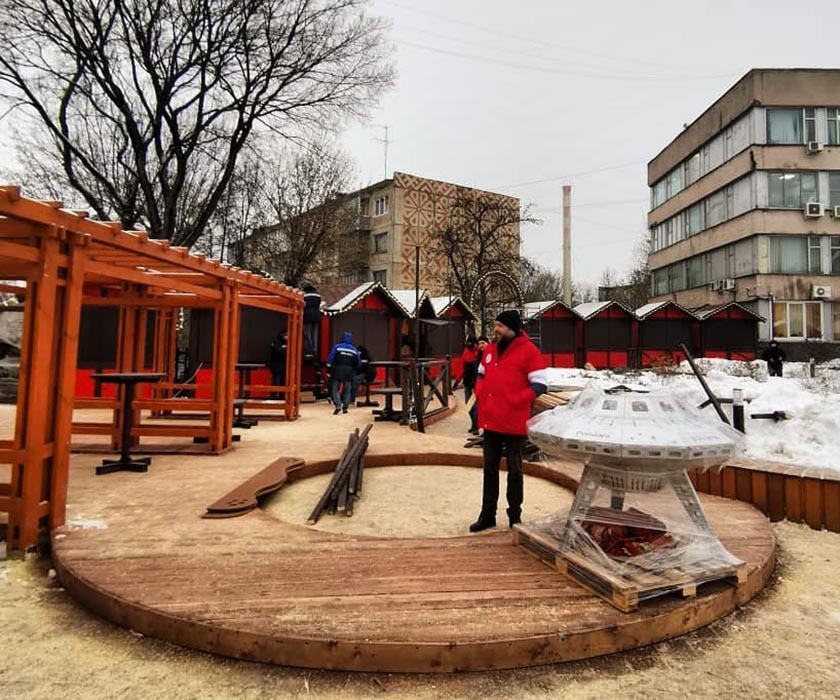 Новогодняя столица 132021001_3745770332151570_6606880501792346621_n.jpg