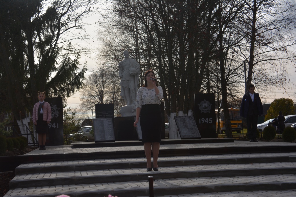 3памятник Воробьево.JPG