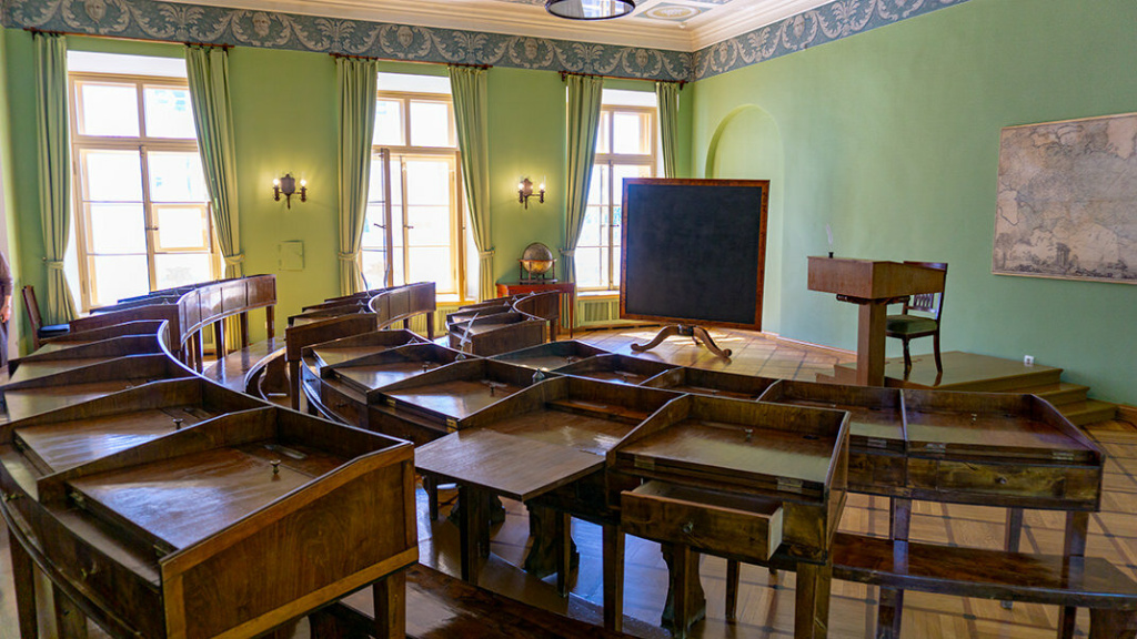 scale_1200 (2).jpg scale_1200 (2).jpg