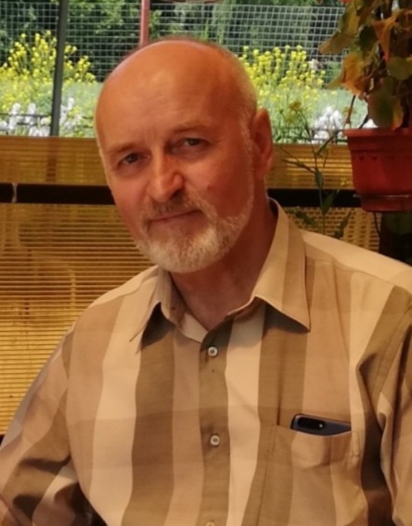 Виктор Лареев.jpg