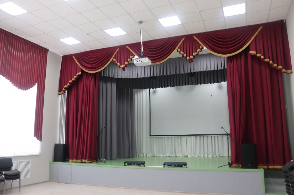 Сцена актового зала IMG_5696.JPG