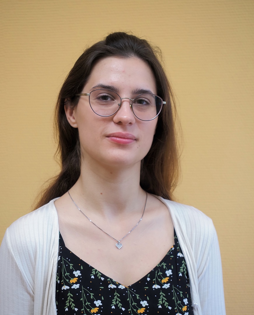 Вика фото.jpg